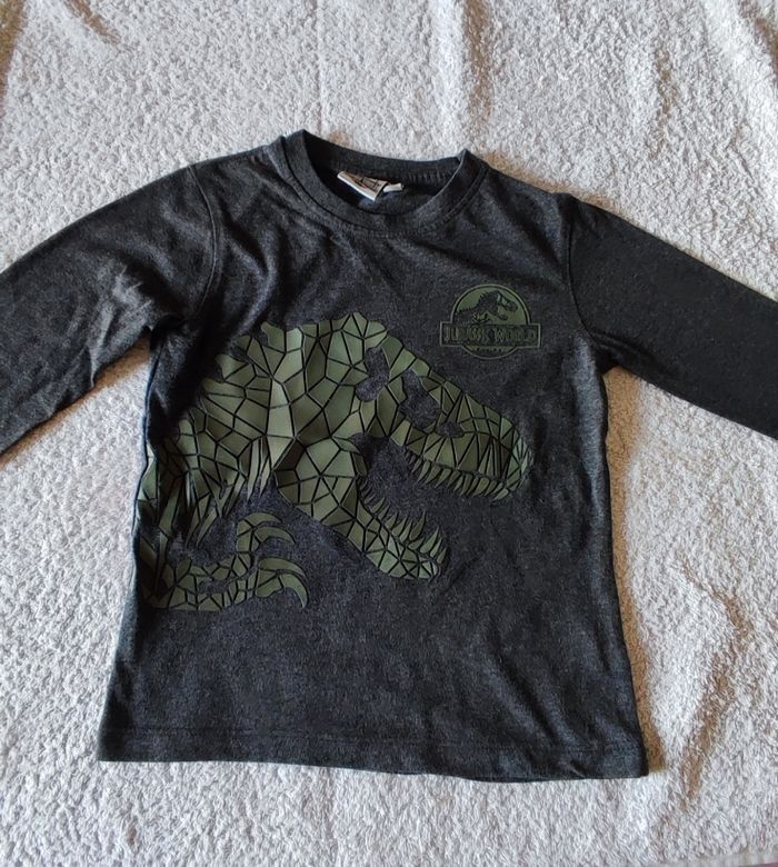 Lot  4 t-shirts manches longues 5 ans - photo numéro 4