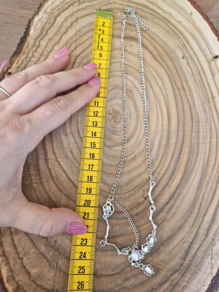 Collier fantaisie argenté asymétrique - photo numéro 3