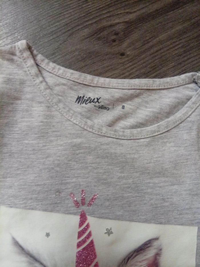 Haut gris - photo numéro 3