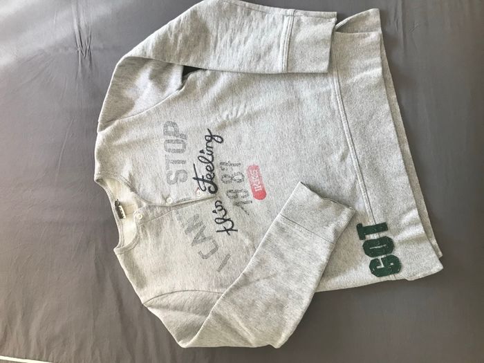 Lot de 2 sweat-shirts enfants