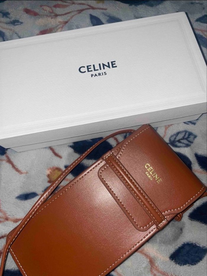 Lunettes de soleil CELINE originales – modèle gold/noir + étui cuir - photo numéro 4