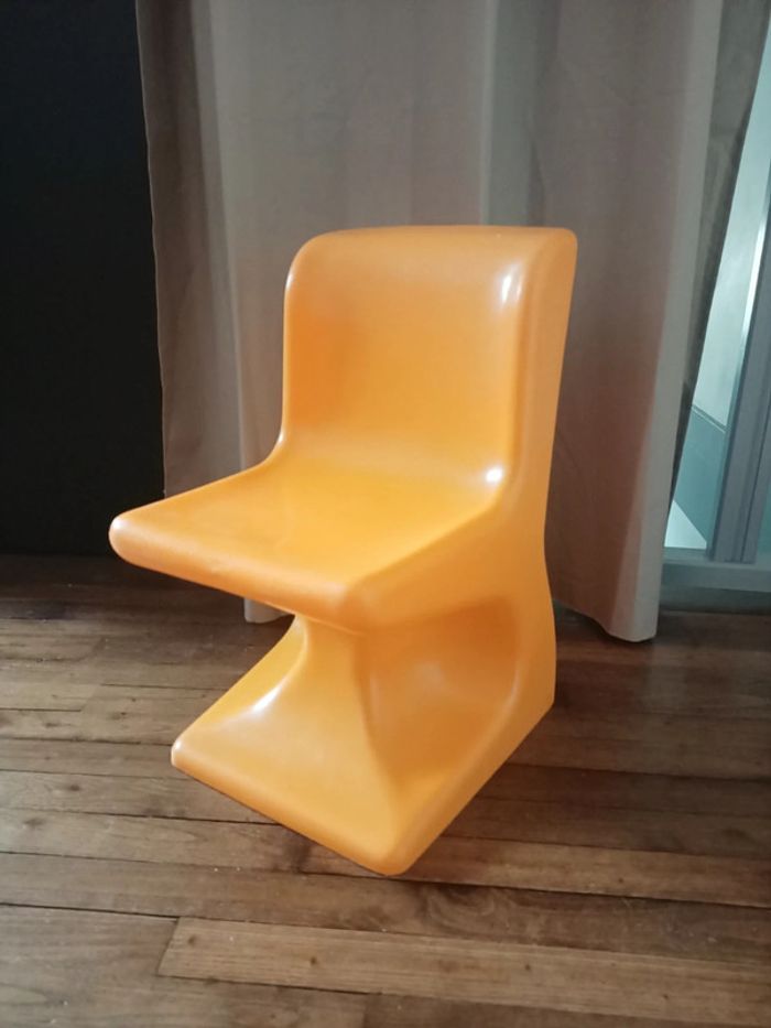 Chaise enfant design vintage