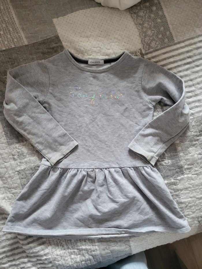 Robe sweat gris taille 3 ans
