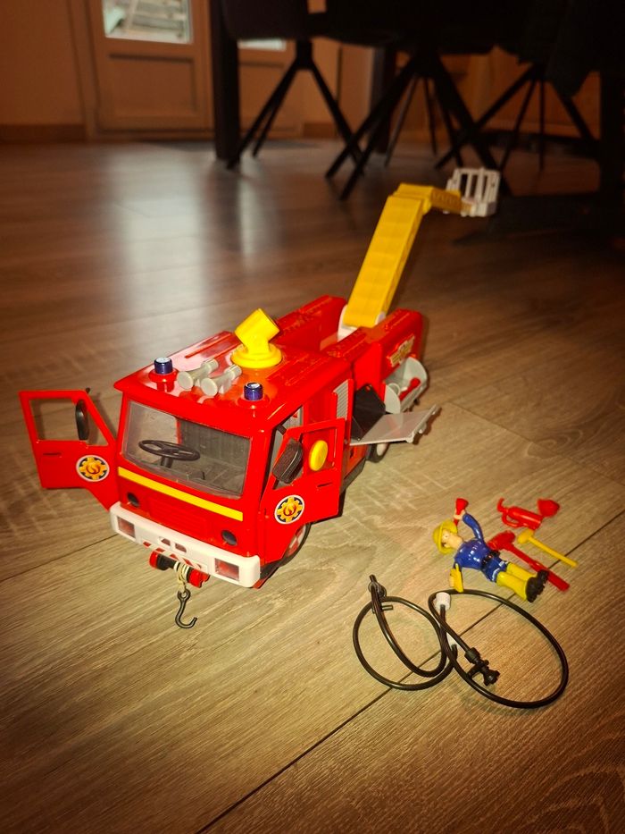 Sam le pompier camion - photo numéro 10