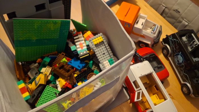 Gros lot légos  avec vehicules et figurines - photo numéro 4