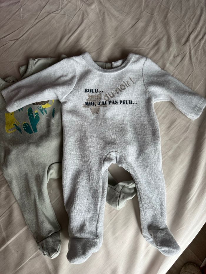 Pyjamas bébé taille naissance - photo numéro 4