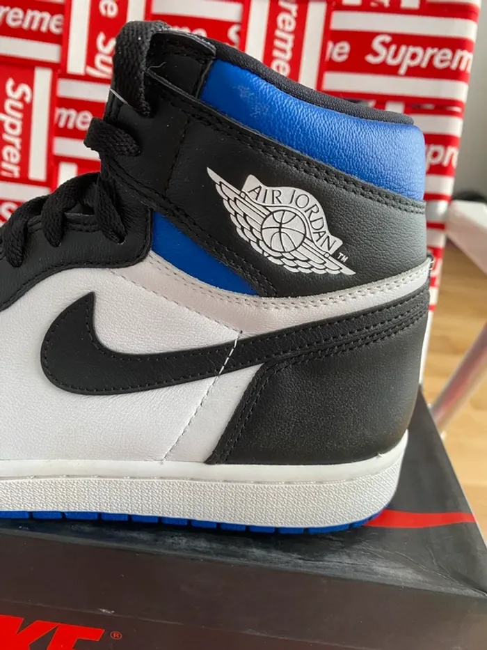 Jordan 1 rétro high og royal toe neuf 44fr - photo numéro 9