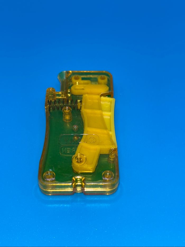 Enfile-aiguille automatique