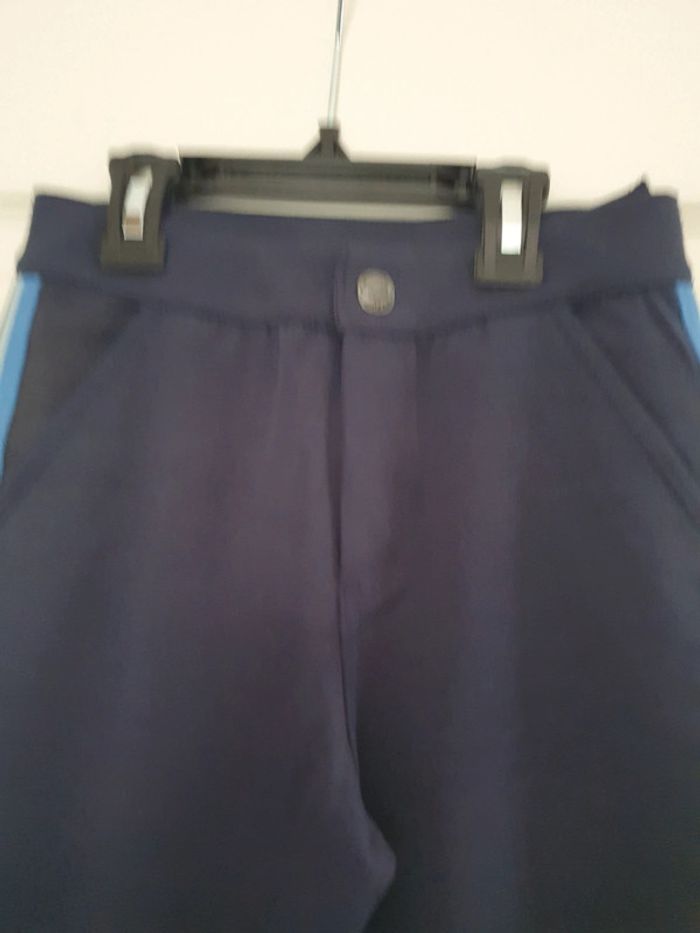 Beau pantalon neuf - photo numéro 2