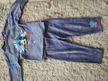 Pyjama chaud Mickey taille 23 mois