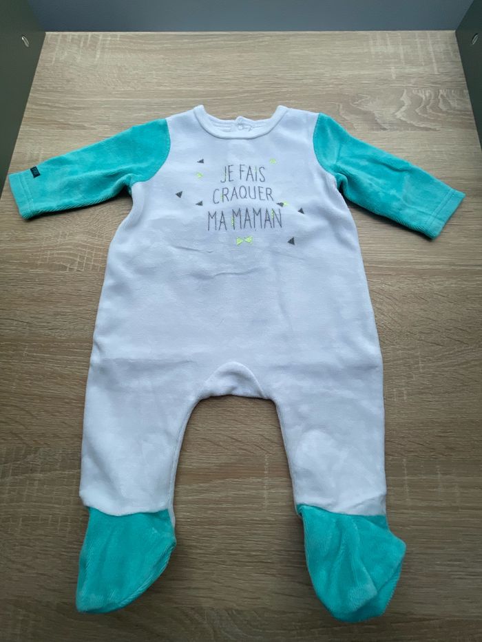 Pyjama bébé