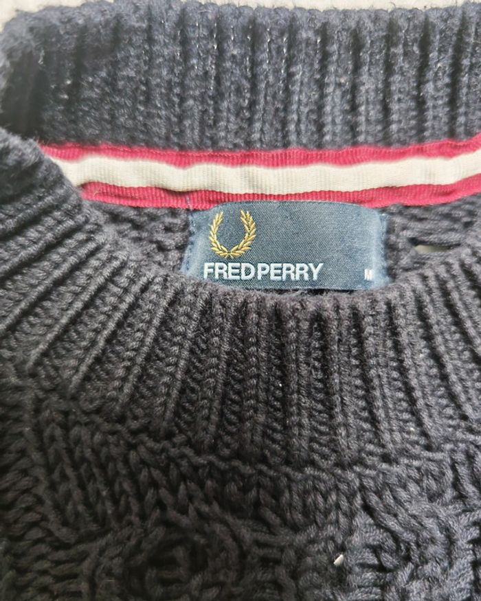 Magnifique pull torsadé Fred Perry taille M - photo numéro 3