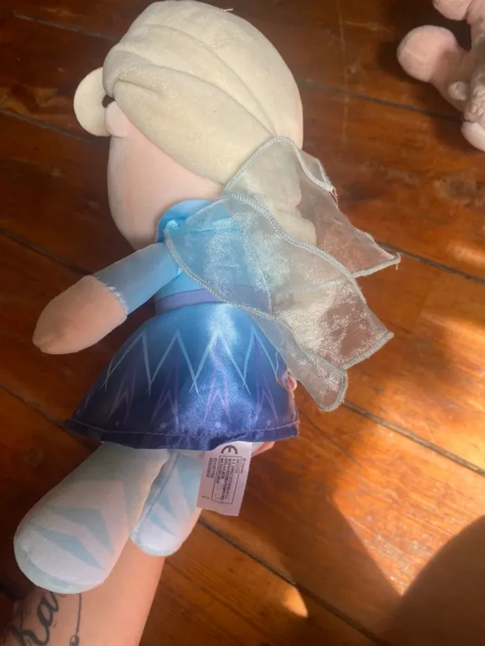 Peluche reine des neiges - photo numéro 2