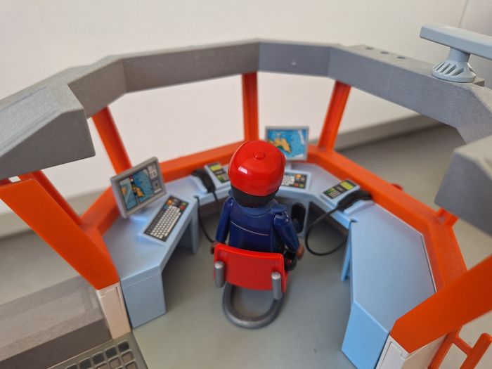 Playmobil poste de secours avec bateau - photo numéro 5