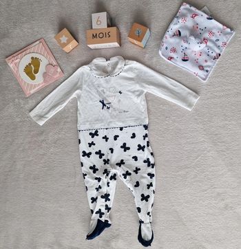 Grenouillère très fine blanc & marine Chicco 6M (BE)