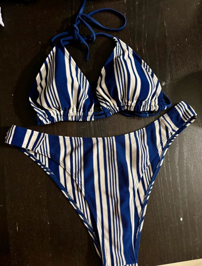 Ensemble Maillot de Bain 2 pièces - Taille XL