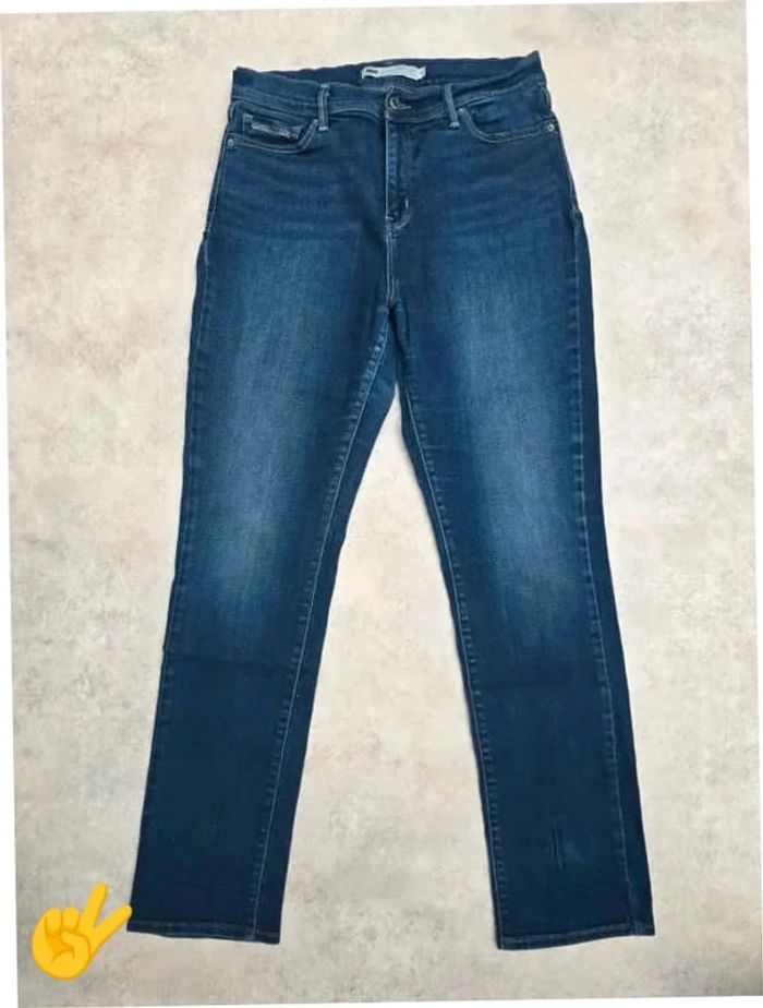 Jean Levi's 512 W31|FR40 L32 coupe skinny bleu Femme-Women - photo numéro 3