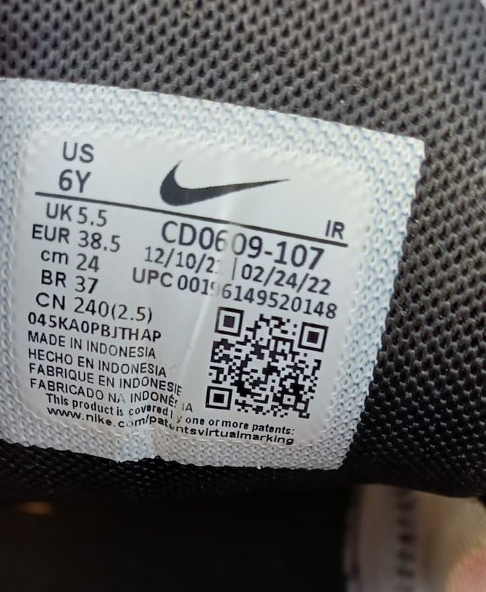 Basket Nike Air TN – Taille 38,5 - photo numéro 7