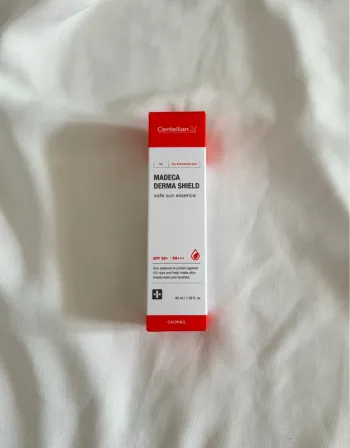 Madeca derma shield safe sun essence Centellian24