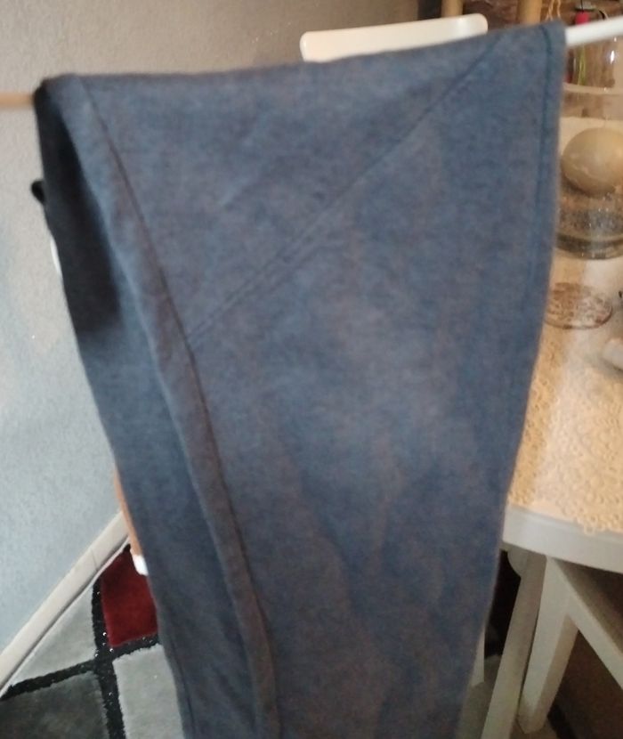 Jooging gris/bleu "Kiabi" - photo numéro 4