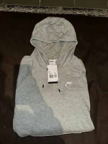 Sweat Nike nouveau