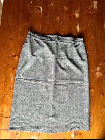 Jupe grise taille élastique