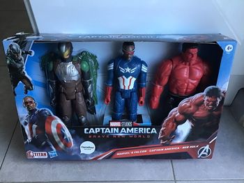 Lot 3 figurines Avengers