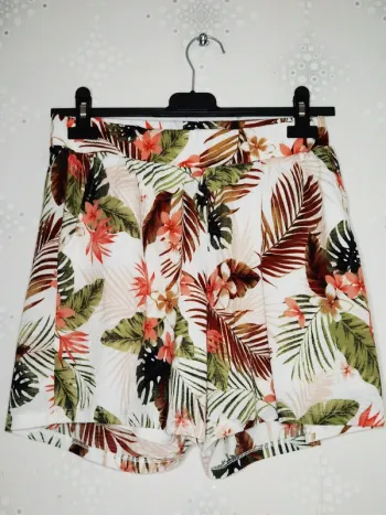 D4474 - short femme M