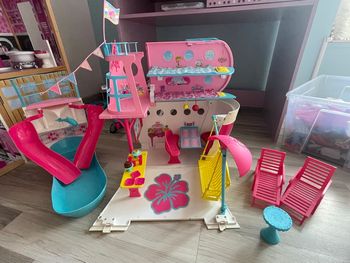 Barbie bateau de croisière