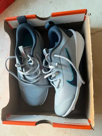 Basket Nike taille 35.5💫