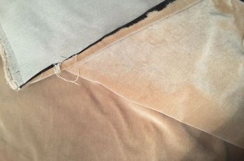 Tissus velours marron