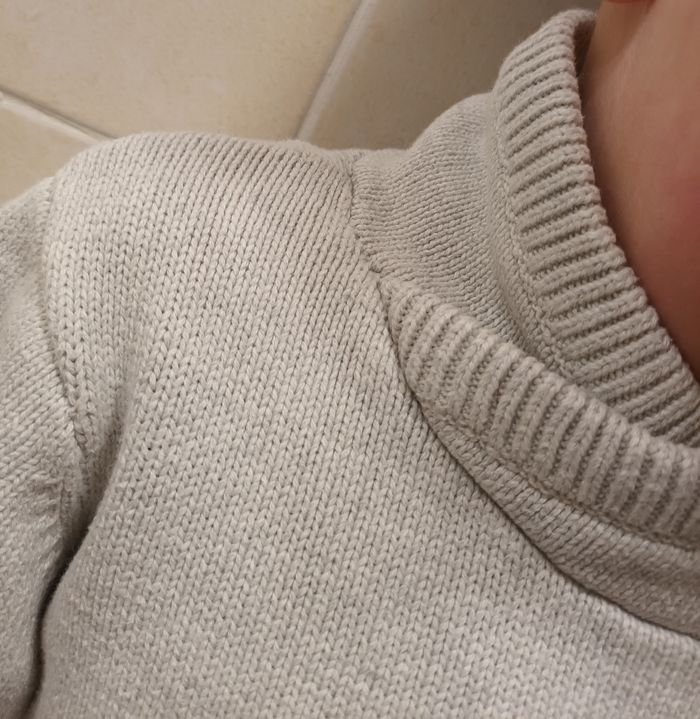 Joli pull avec col beige crème taille 6 ans - photo numéro 3