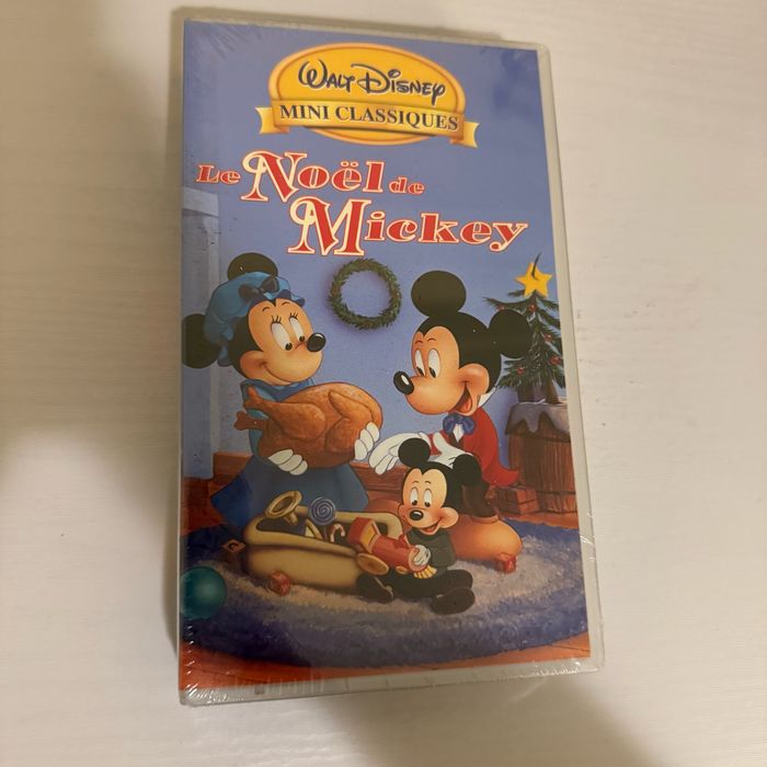 2 VHS sous blister: Le Noël de Mickey - Spiderman contre Morbius - photo numéro 5