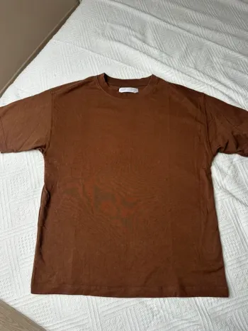 T-shirt Zara 9/10 ans