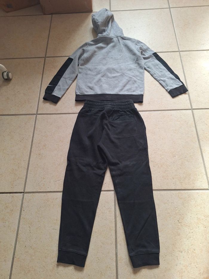 Survêtement jogging gris/noir - taille 10 ans - Nike Air - photo numéro 9