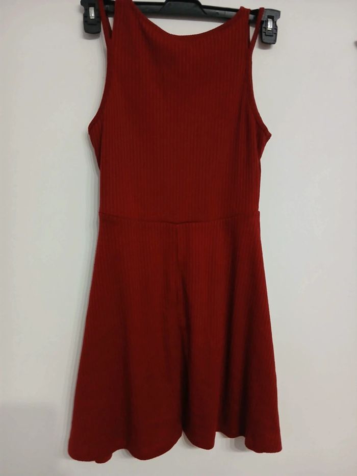 Robe bordeaux - photo numéro 4