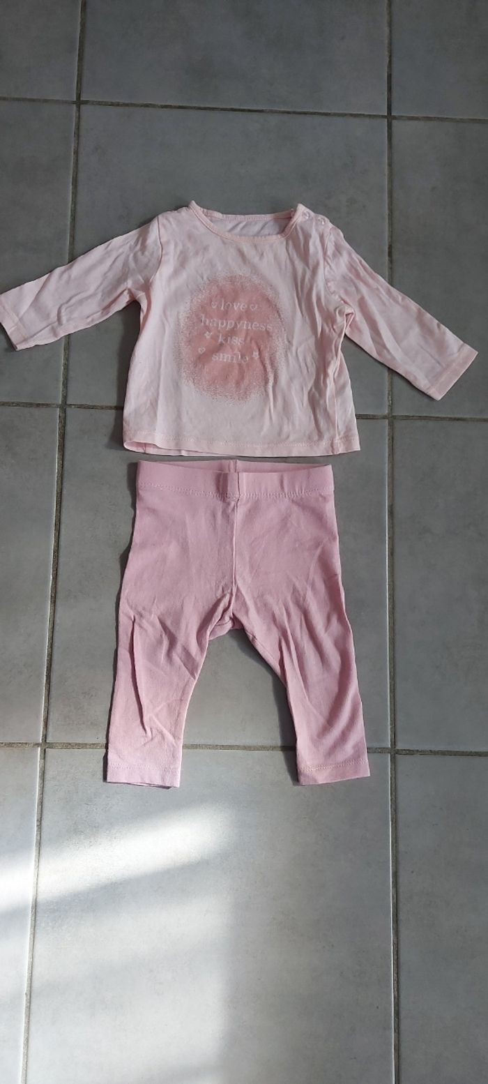 Ensemble fille taille 6 mois