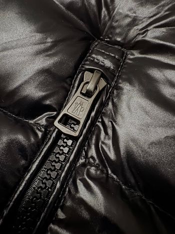 Moncler maya sans manche