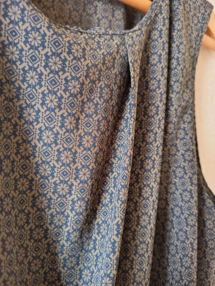 Robe courte. Sans manches .  Marque Pimkie (938) - photo numéro 3