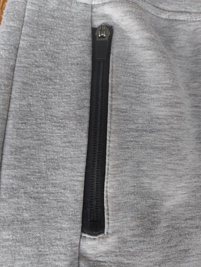Jogging Garçon Kiabi Gris Sport 14 ans / XS (158-164cm) Zippé - photo numéro 6