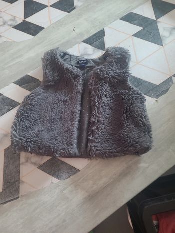 Gilet sans manches 9 mois