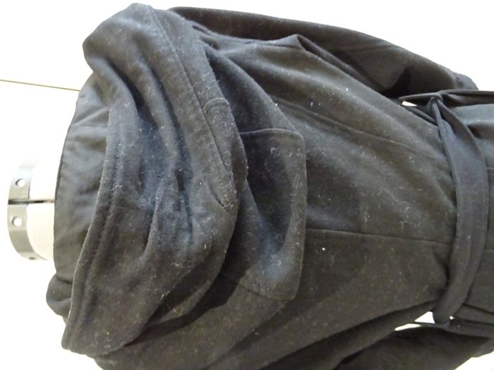 Manteau noir à capuche Les 3 Suisses taille 38 - photo numéro 4