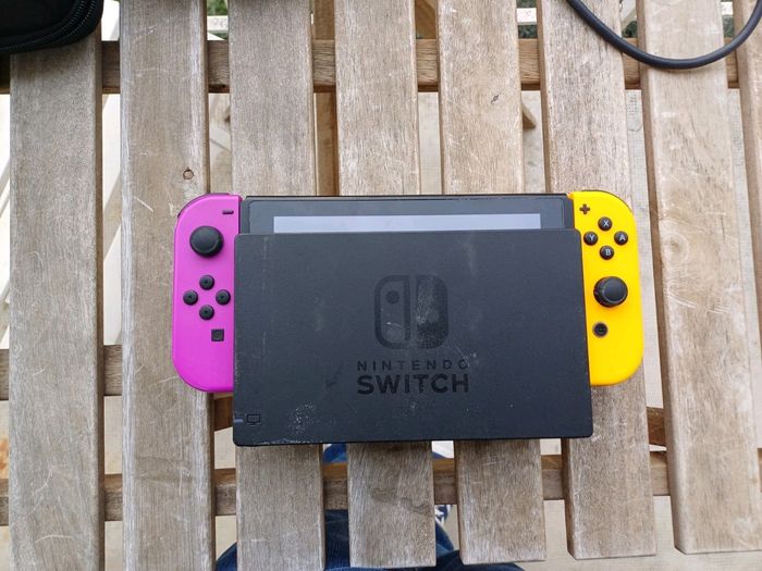 Nintendo Switch - photo numéro 5