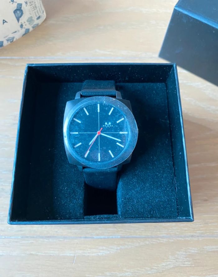 Montre Mona Cushion - Ghost Cut NEUF - photo numéro 2