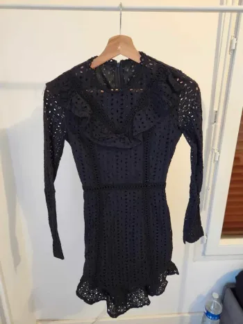 Robe Prettylittlething 34