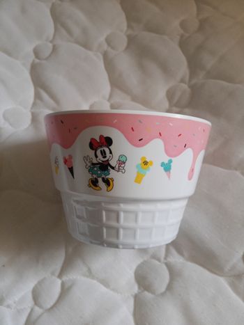 Bol en plastique Disneyland Paris Minnie 