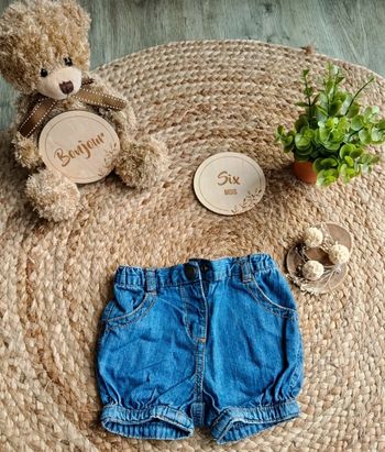 Short jeans