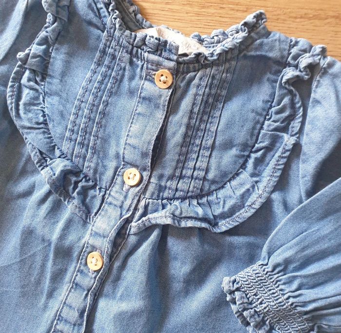 🩷 Chemisier en jean 3 mois Primark #emyfleury_3moisfille - photo numéro 2