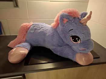 Grosse peluche licorne