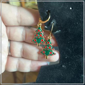 Boucle  d'oreille  de  noel